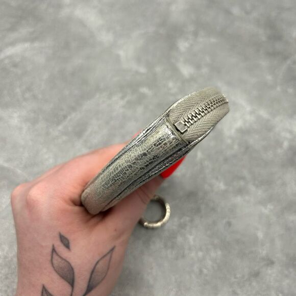 Saint Laurent YSL Metallic Silver Leather Heart Coin Purse with Key Chain - Picture 6 of 15